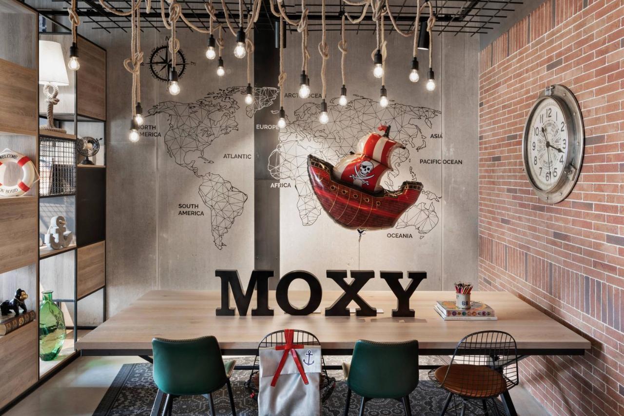 Отель Moxy Бремен Экстерьер фото